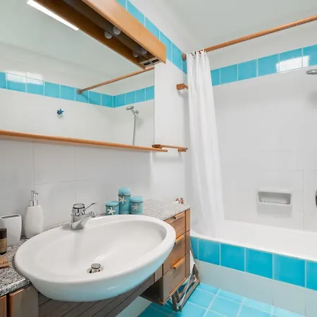 Casa Con Piscina E Spiaggia Privata *
