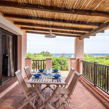 Casa Con Piscina E Spiaggia Privata Apartment *